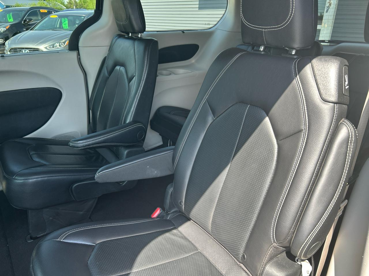Chrysler Pacifica Touring-L 2022