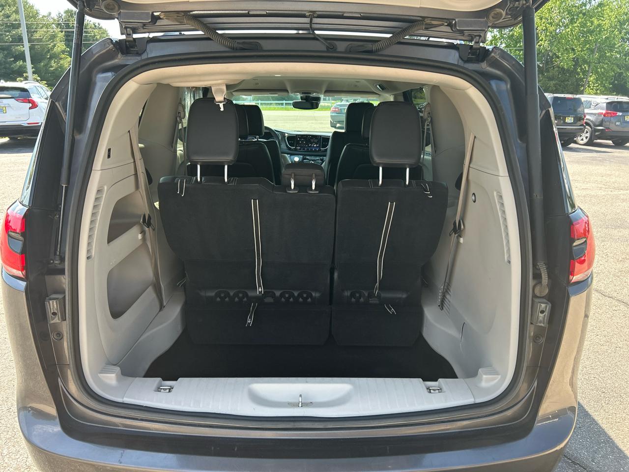Chrysler Pacifica Touring-L 2022
