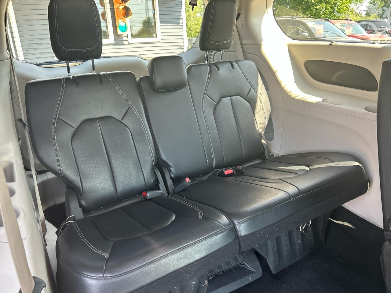 Chrysler Pacifica Touring-L 2022
