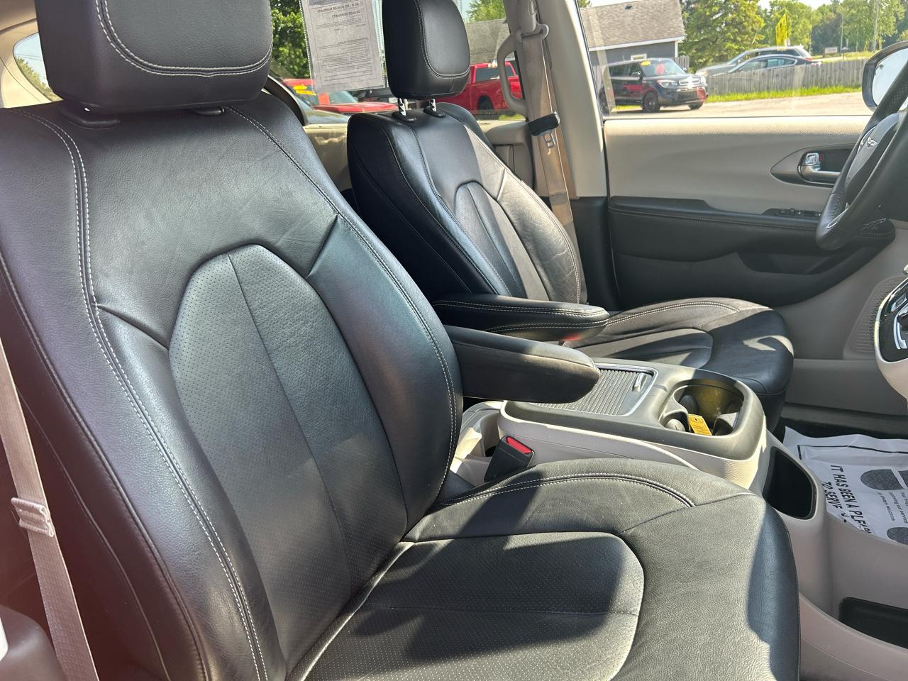 Chrysler Pacifica Touring-L 2022