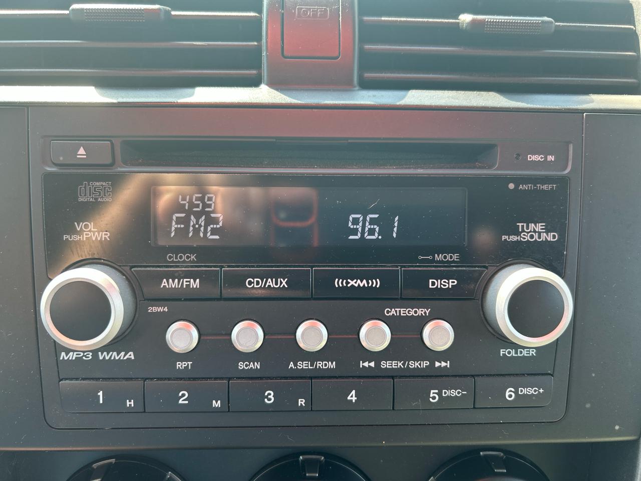 Honda Element EX 4WD AT with Navigation System 2010