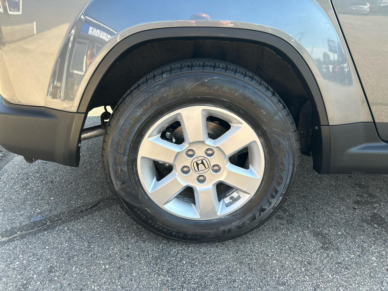 Honda Element EX 4WD AT with Navigation System 2010