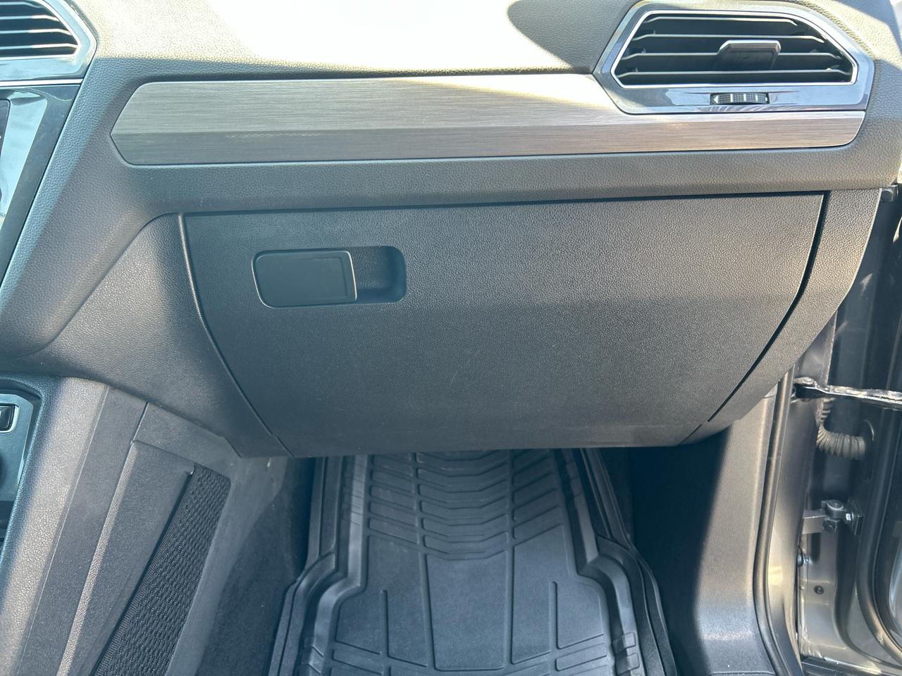 Volkswagen Tiguan SE 4Motion AWD 2018