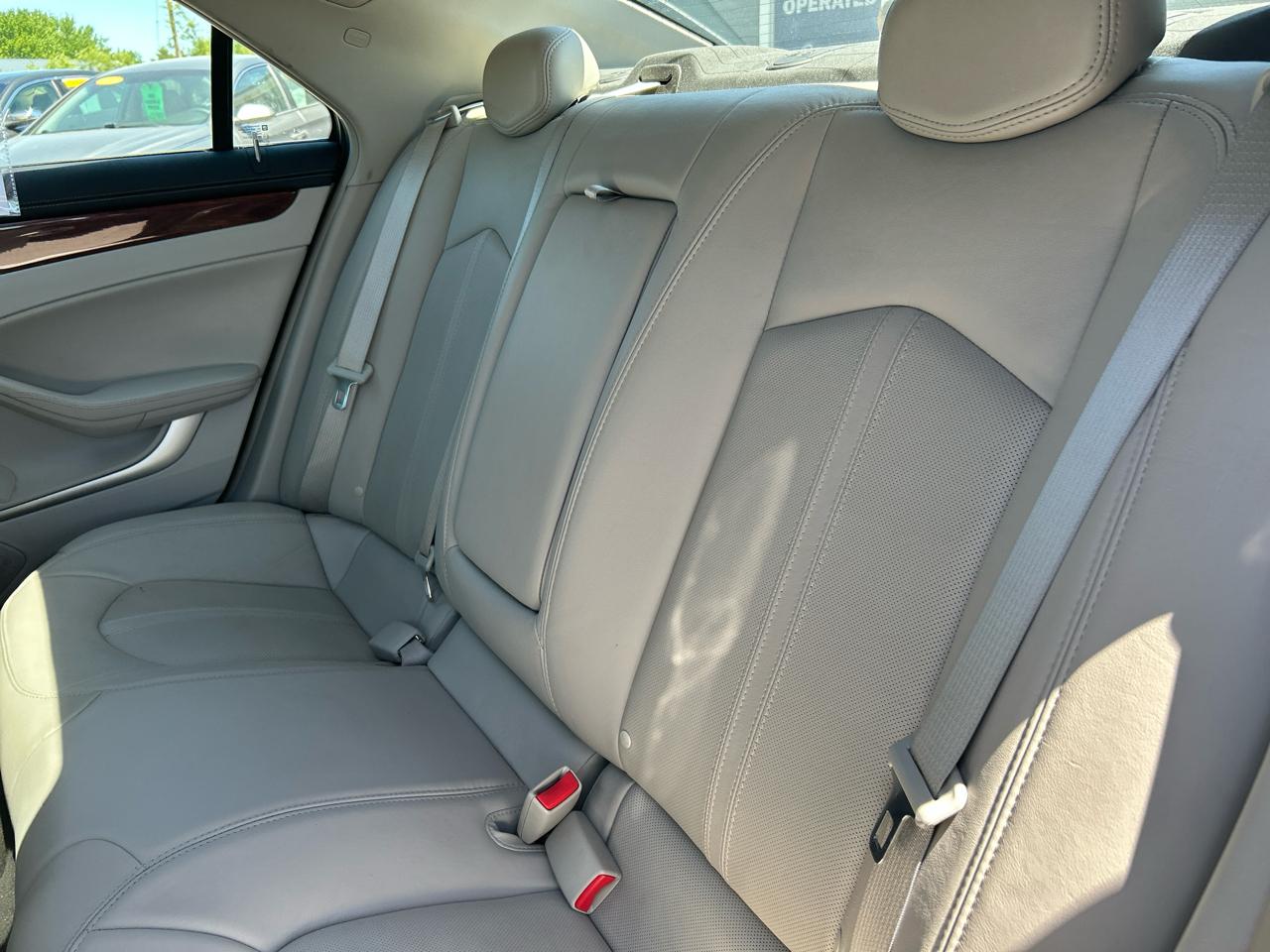 Cadillac CTS Luxury AWD 2012