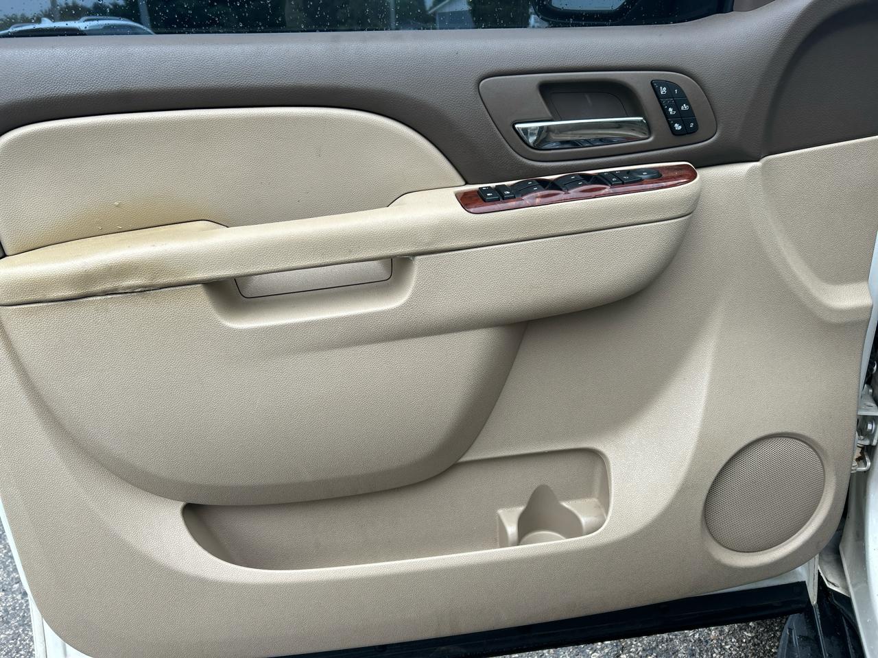 Chevrolet Tahoe LTZ 4WD 2013