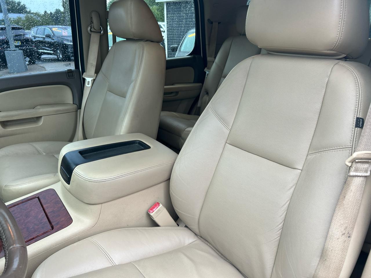 Chevrolet Tahoe LTZ 4WD 2013