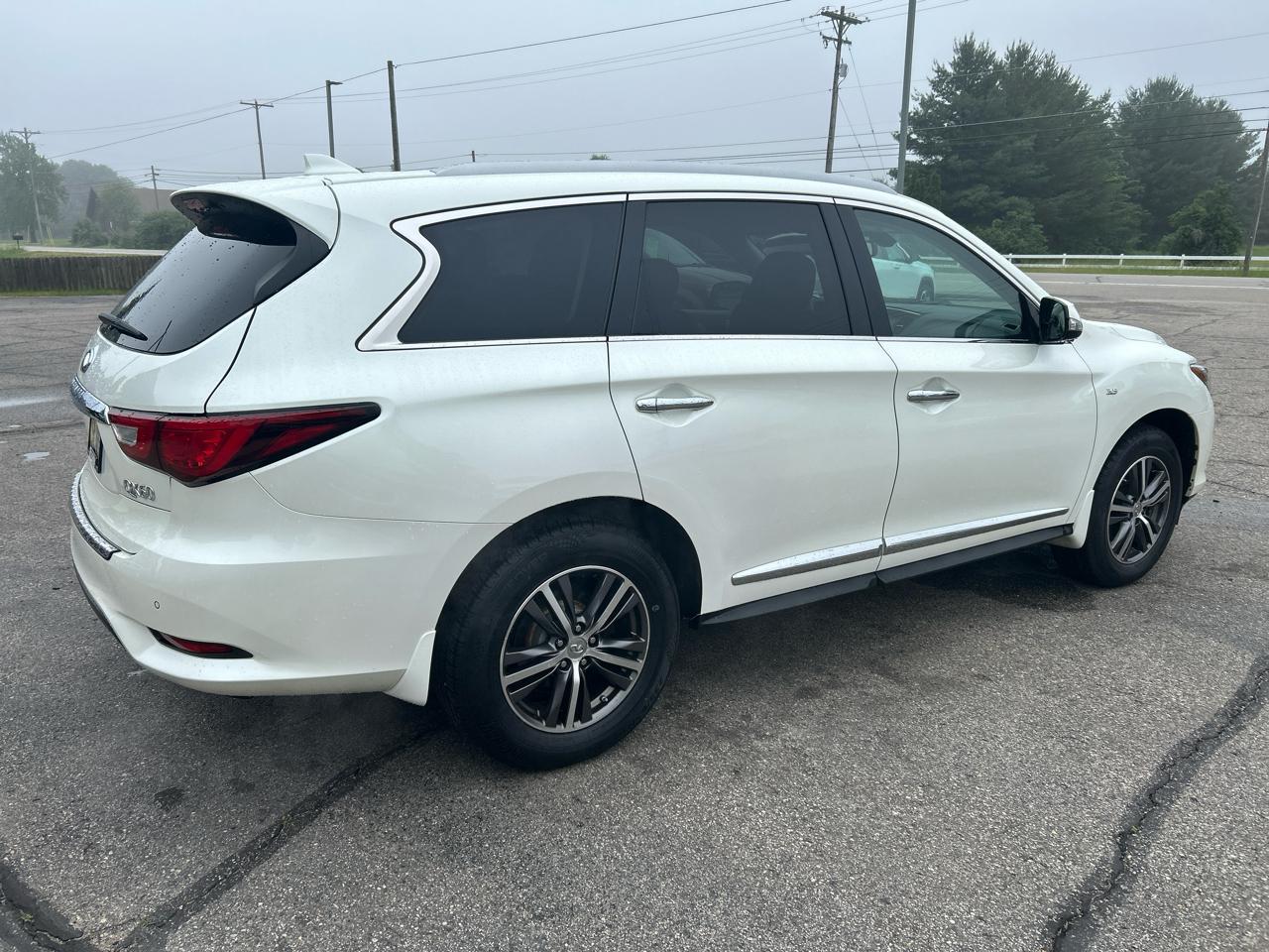 Infiniti QX60 Base AWD 2017