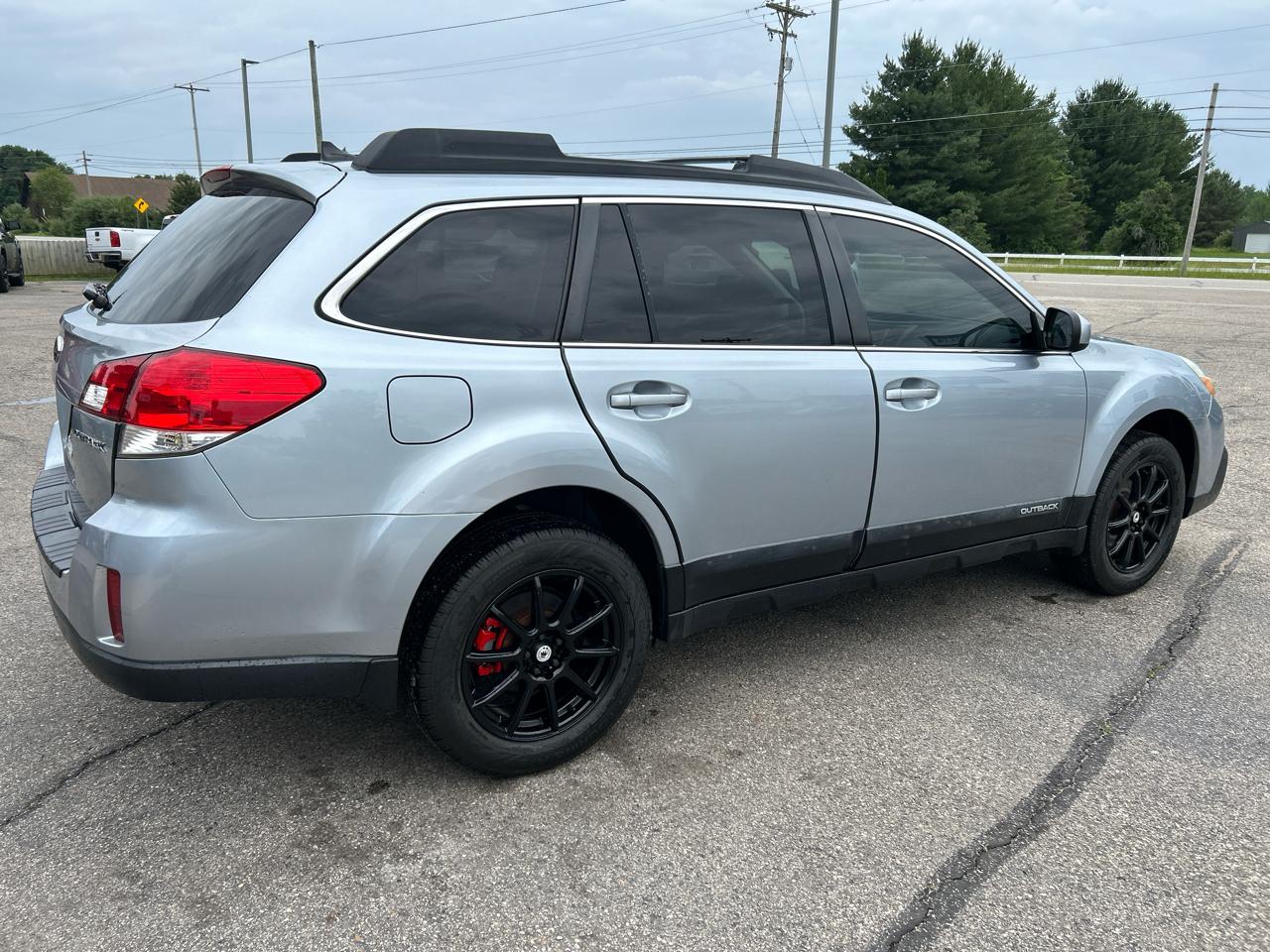 Subaru Outback 2.5i Limited 2013
