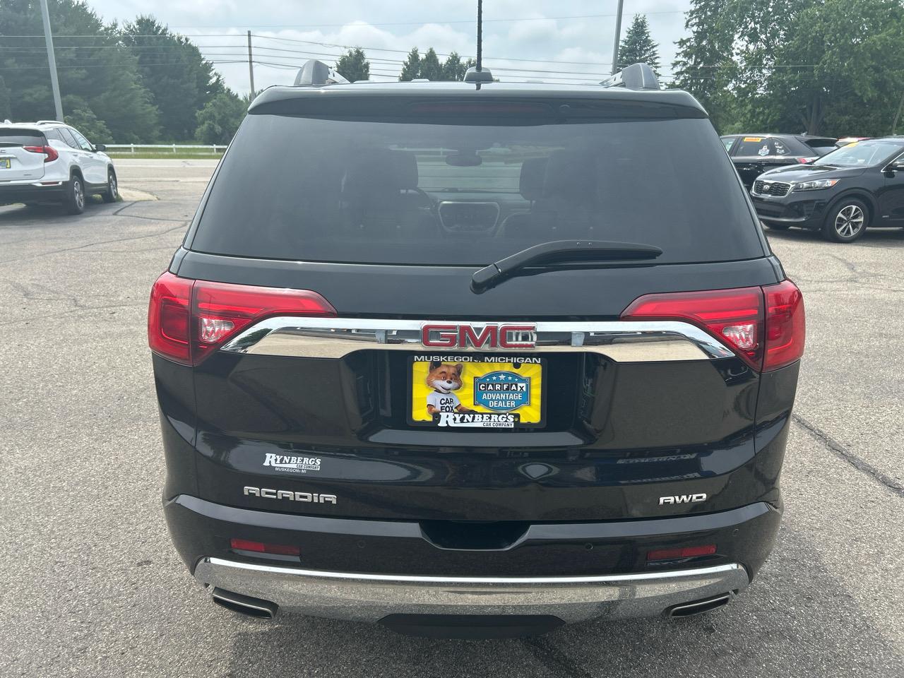GMC Acadia Denali AWD 2019