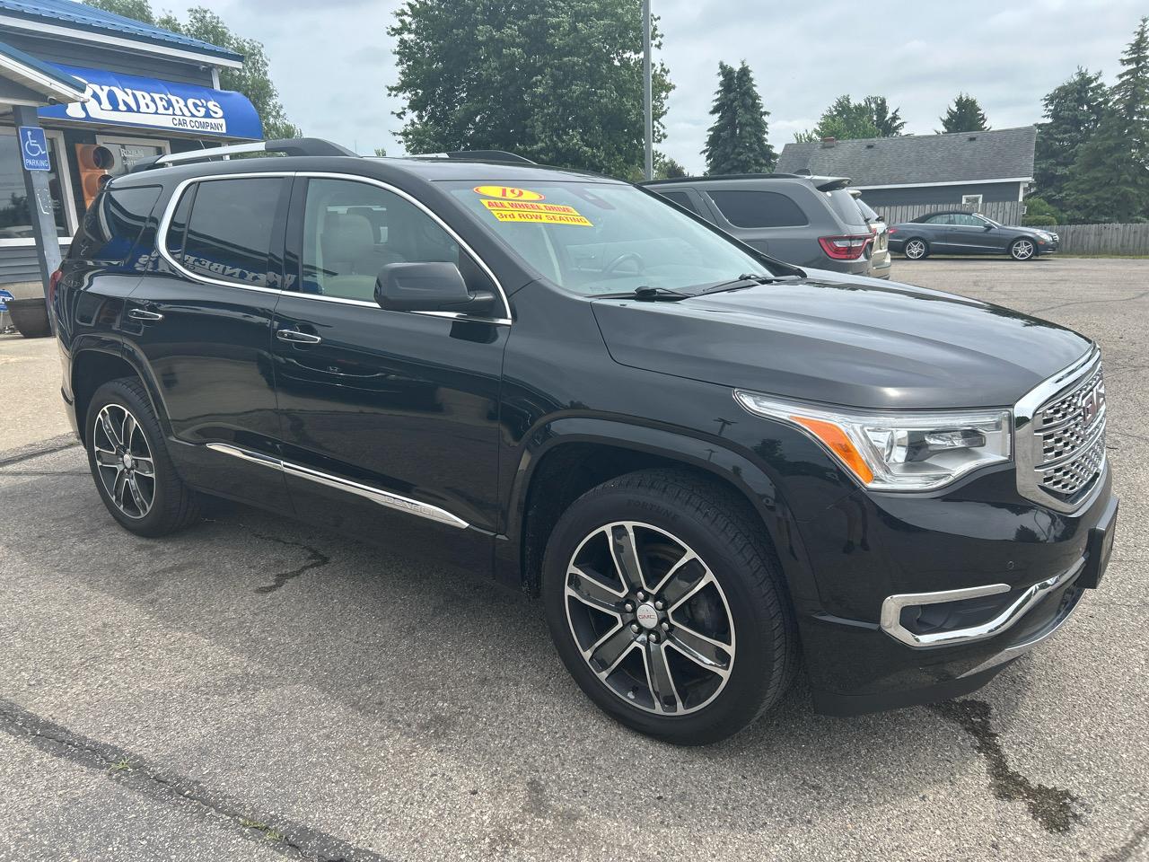 GMC Acadia Denali AWD 2019