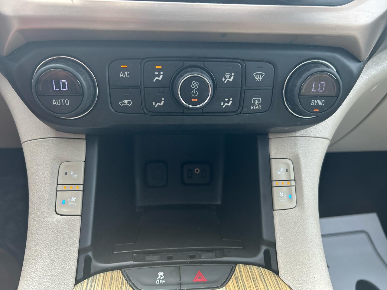 GMC Acadia Denali AWD 2019