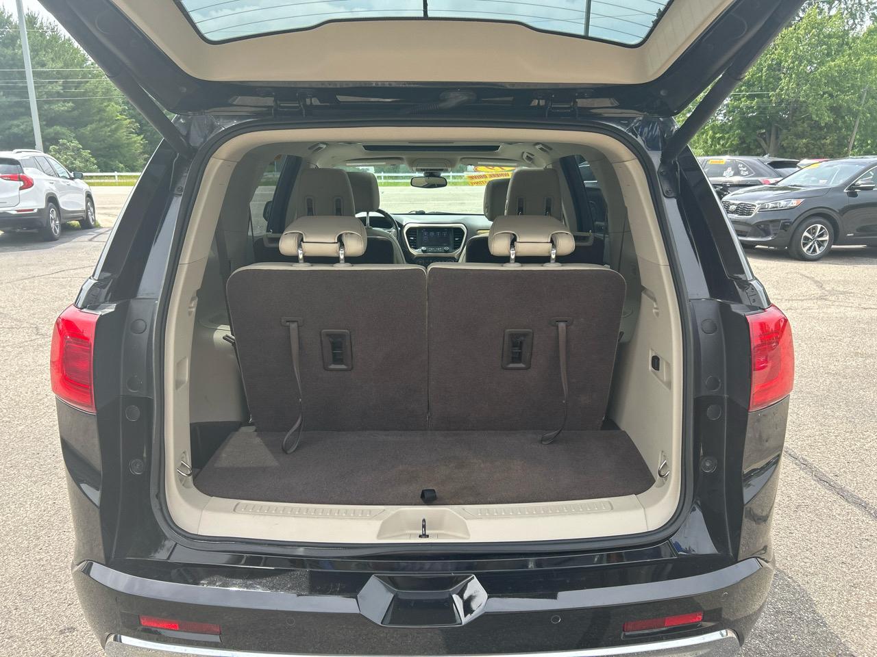 GMC Acadia Denali AWD 2019