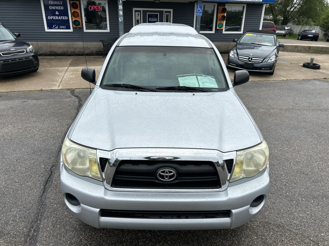 Toyota Tacoma PreRunner Access Cab I4 Manual 2WD 2005
