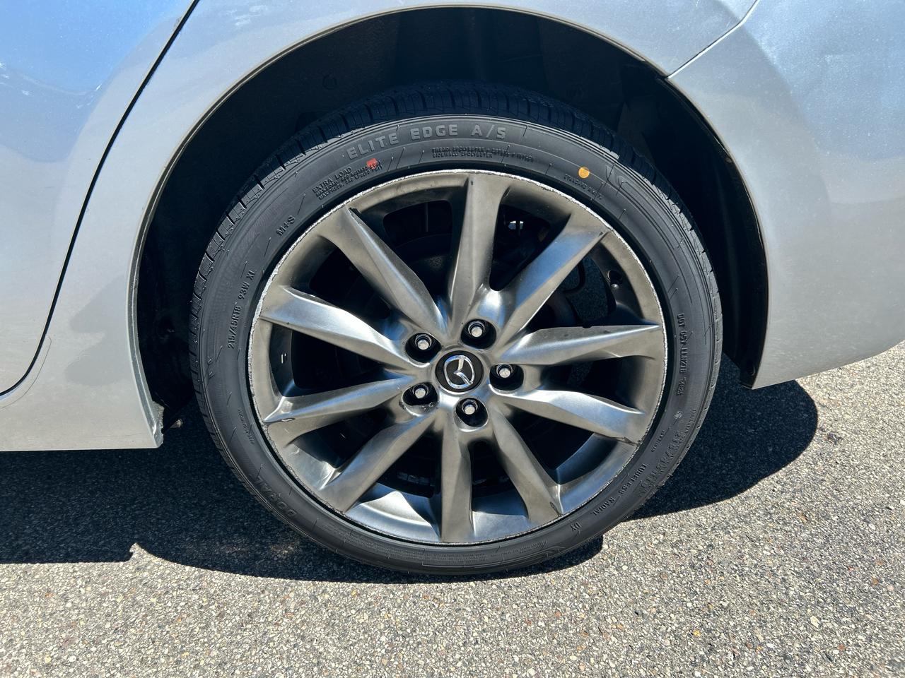 Mazda MAZDA3 s Touring AT 4-Door 2018