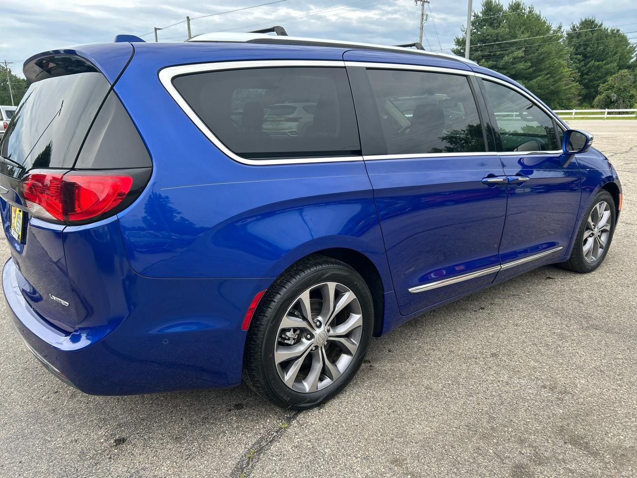 Chrysler Pacifica Limited 2019