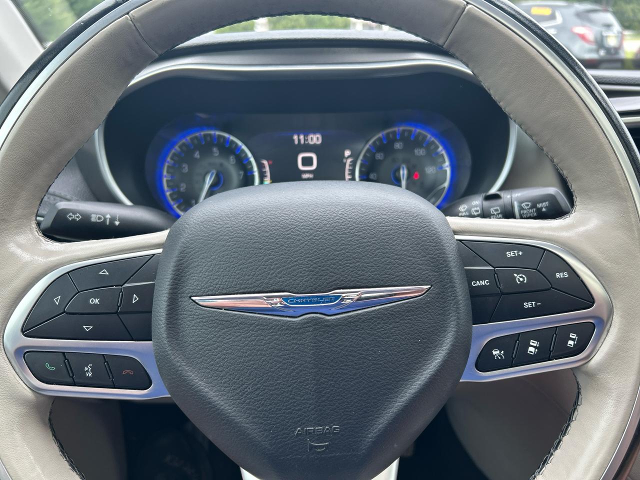 Chrysler Pacifica Limited 2019