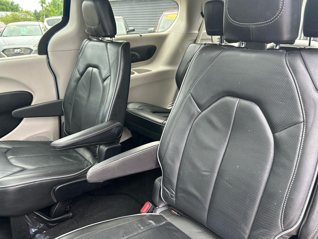 Chrysler Pacifica Limited 2019