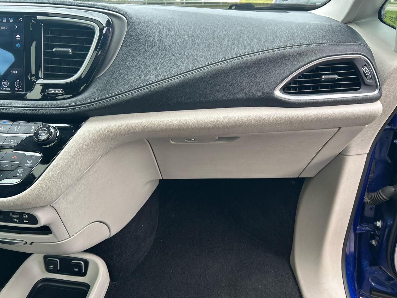 Chrysler Pacifica Limited 2019
