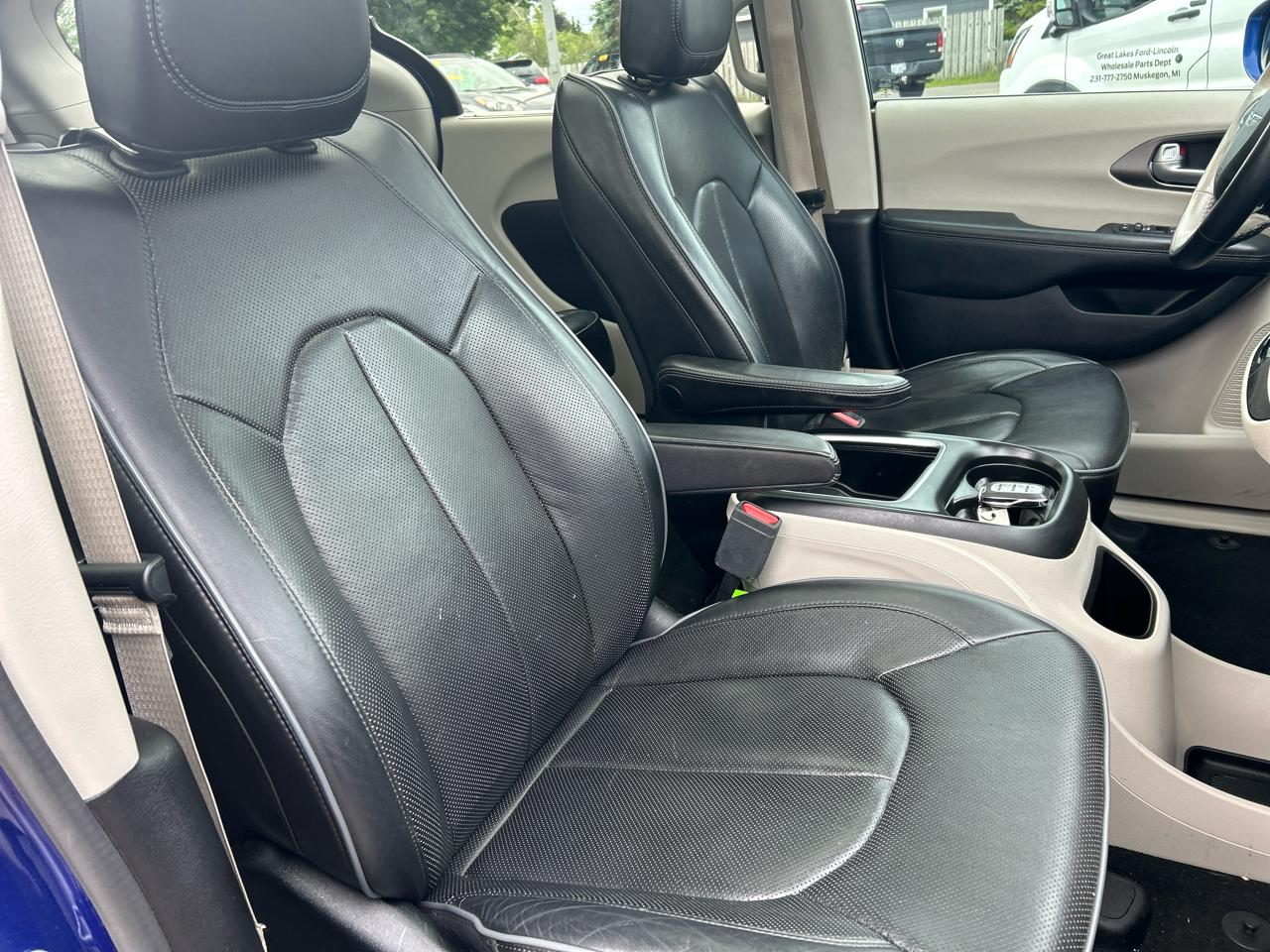 Chrysler Pacifica Limited 2019