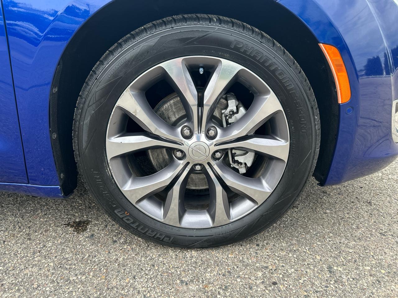 Chrysler Pacifica Limited 2019