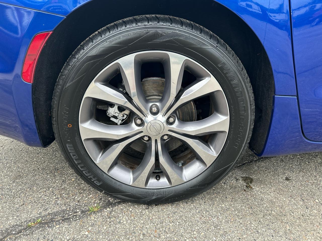 Chrysler Pacifica Limited 2019