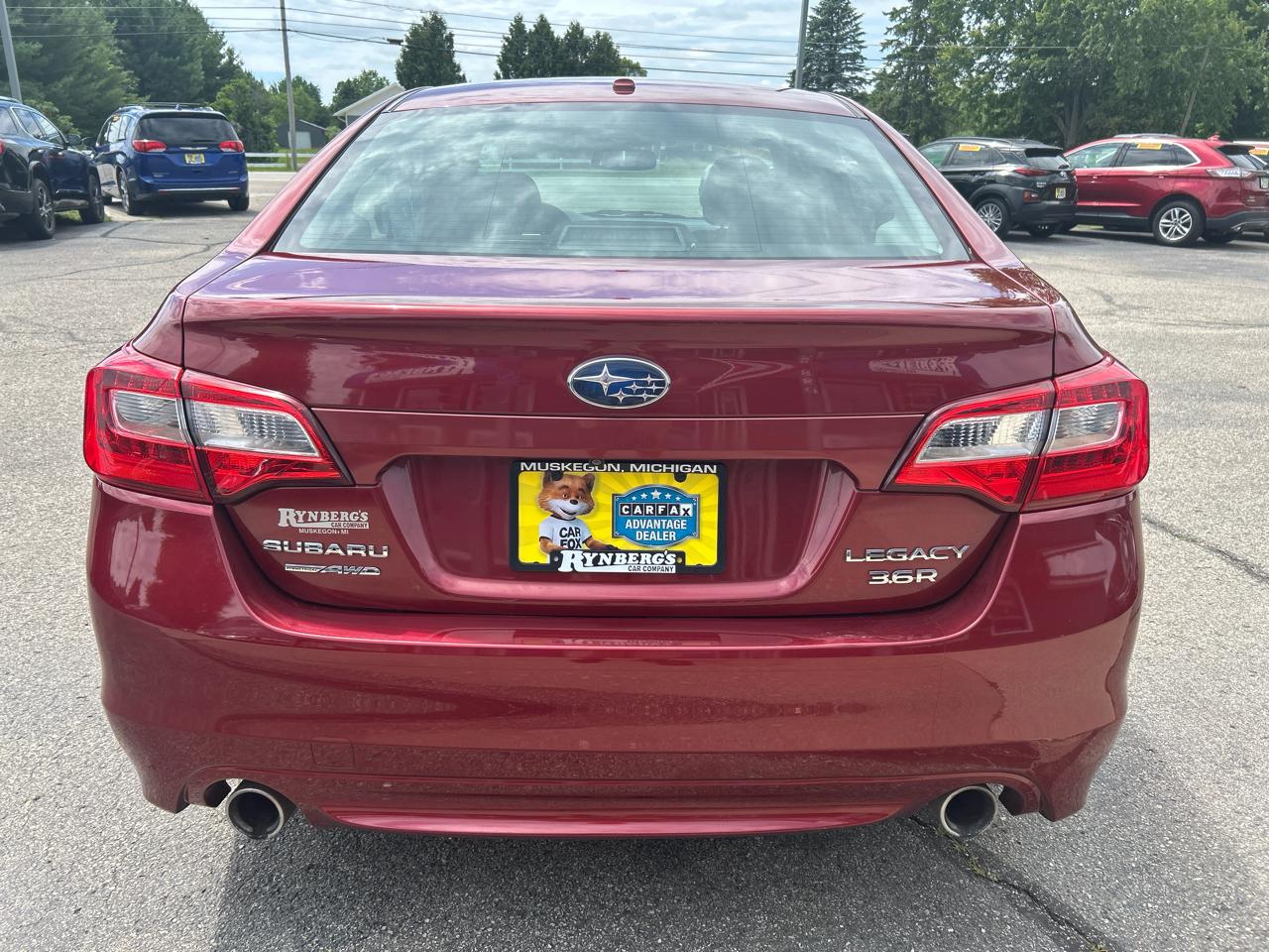 Subaru Legacy 3.6R Limited 2015
