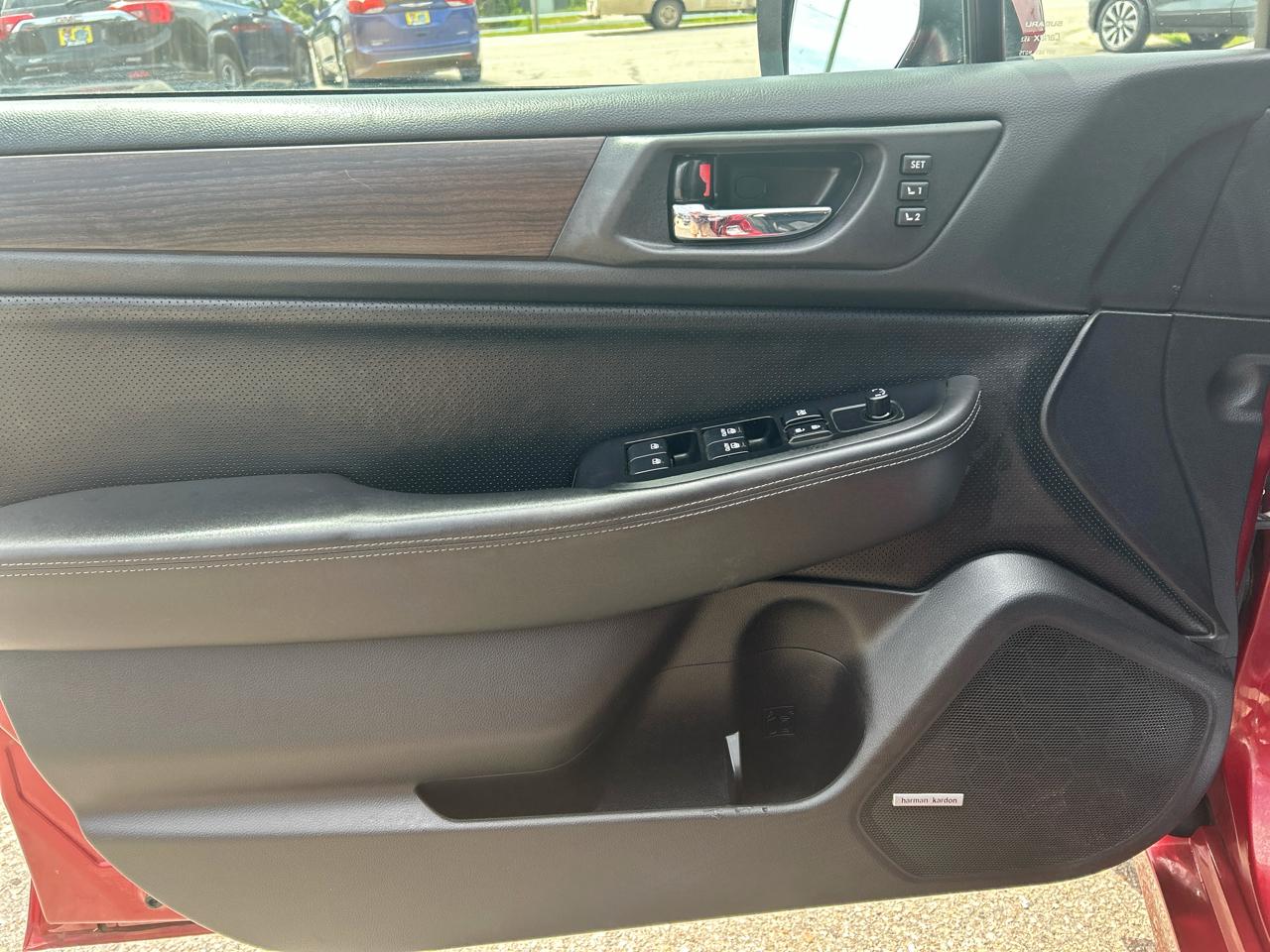 Subaru Legacy 3.6R Limited 2015
