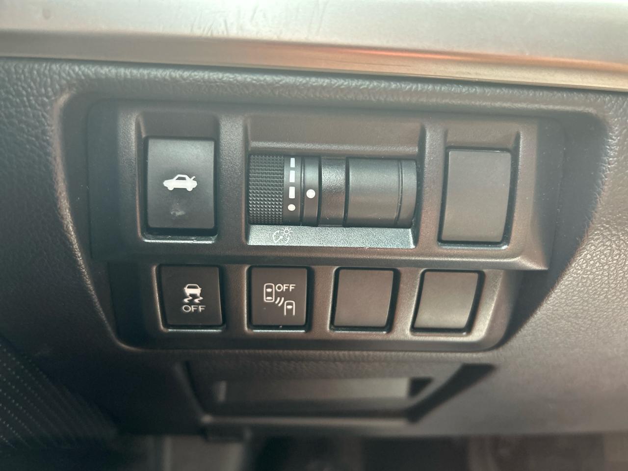 Subaru Legacy 3.6R Limited 2015