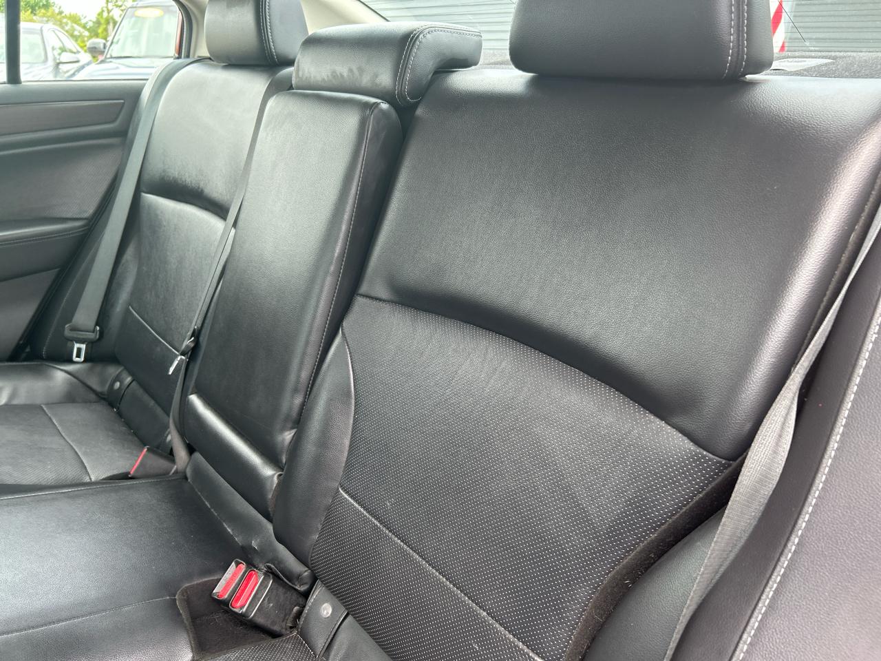Subaru Legacy 3.6R Limited 2015