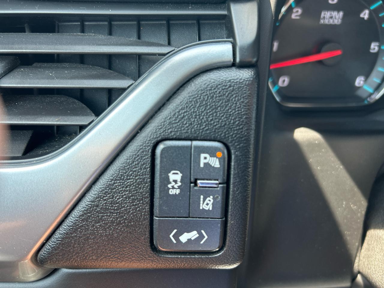 Chevrolet Tahoe LT 4WD 2015