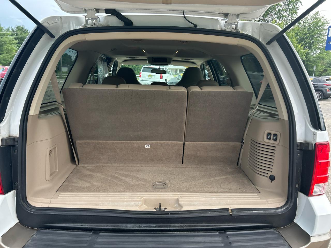 Ford Expedition Eddie Bauer 4WD 2003
