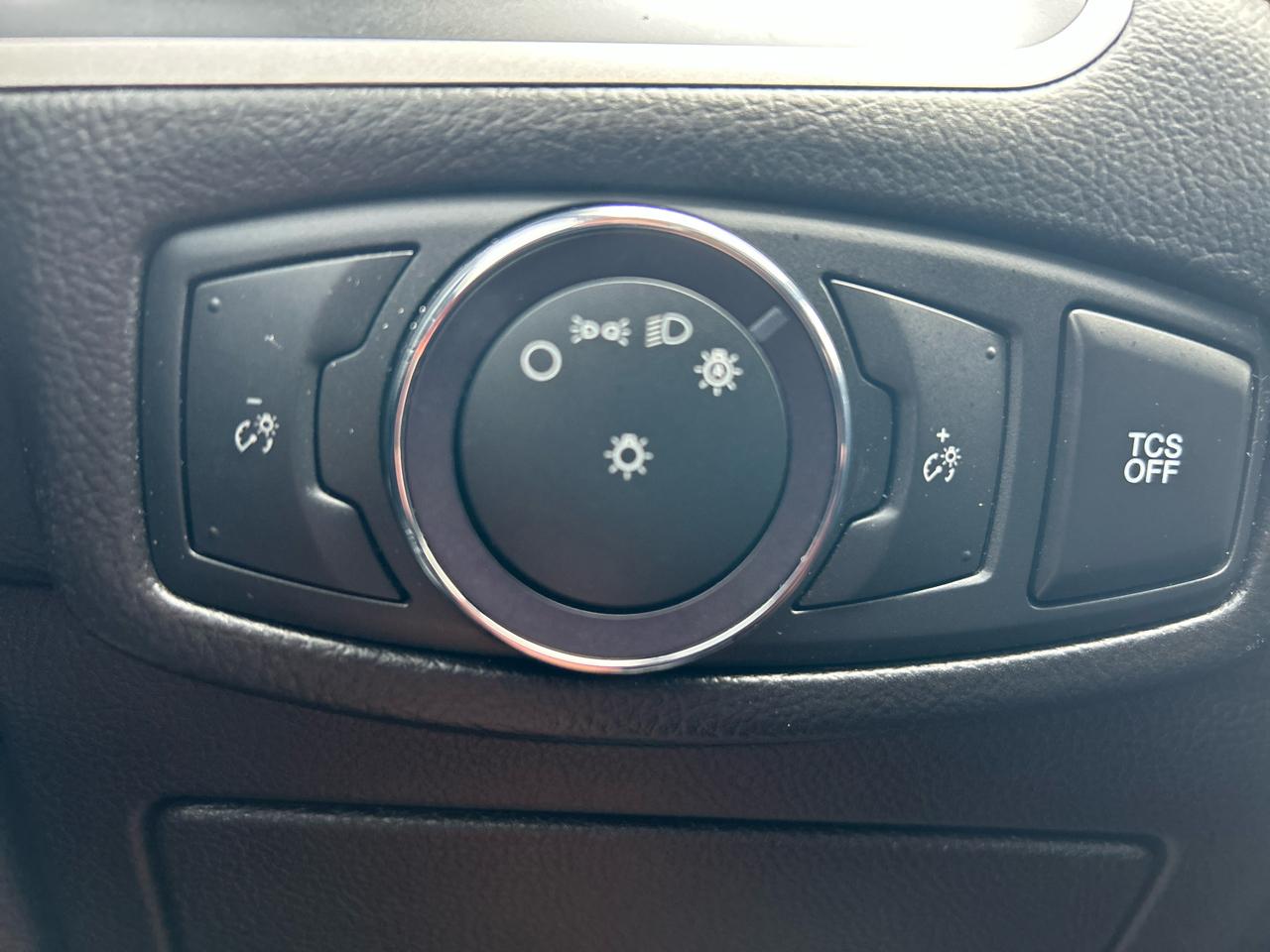 Ford Edge SE AWD 2022