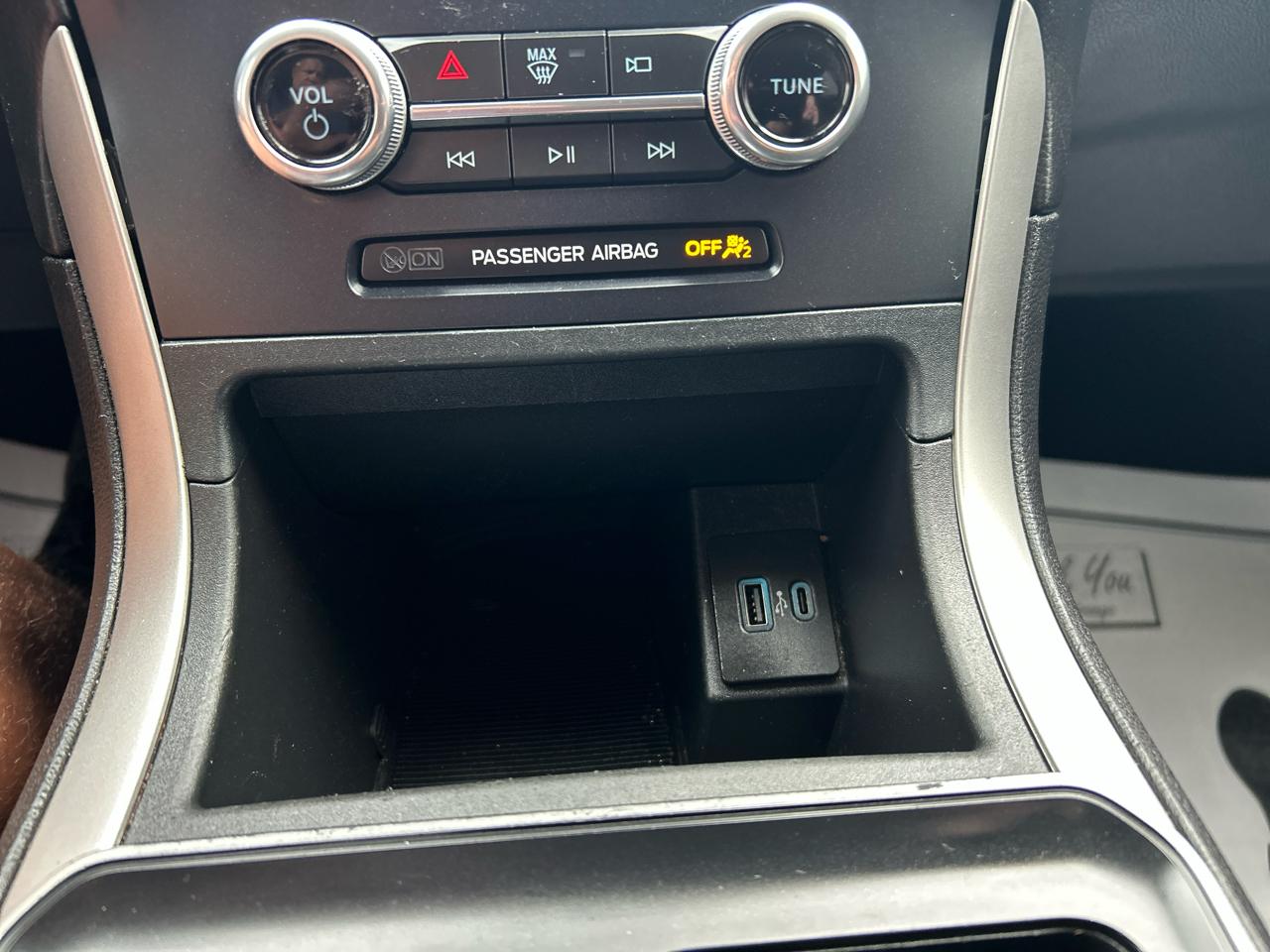 Ford Edge SE AWD 2022