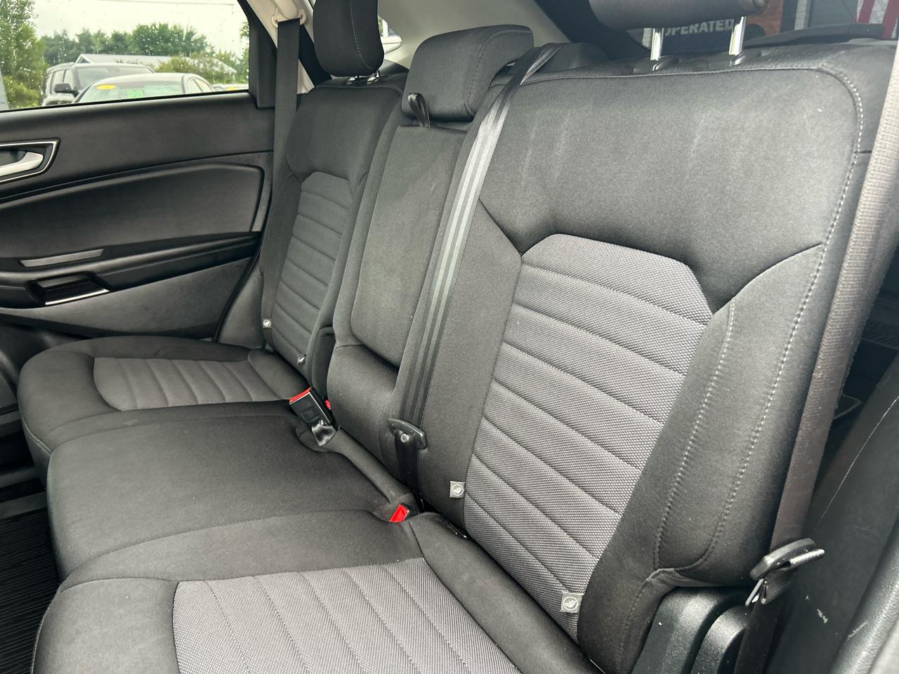 Ford Edge SE AWD 2022