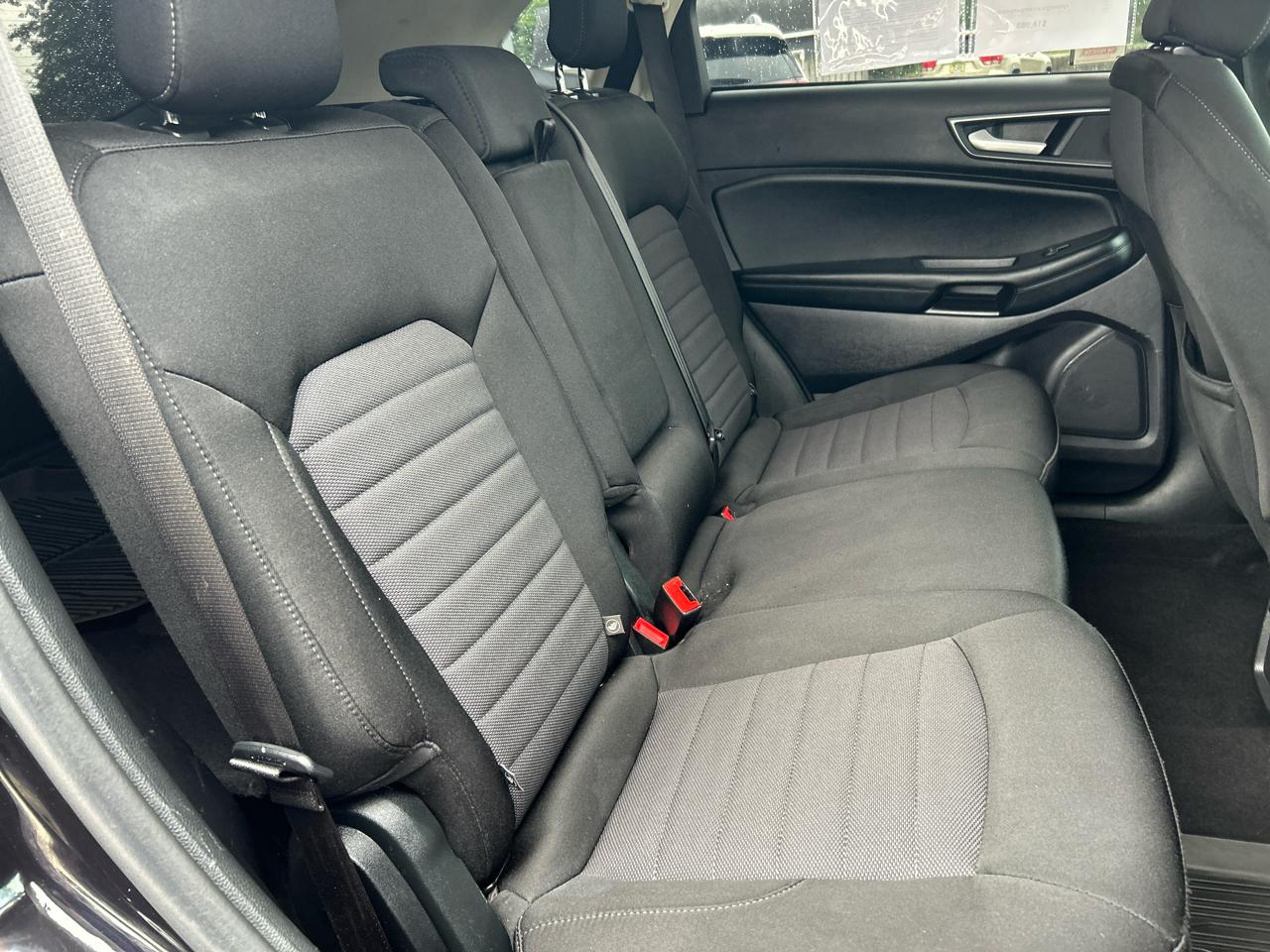 Ford Edge SE AWD 2022