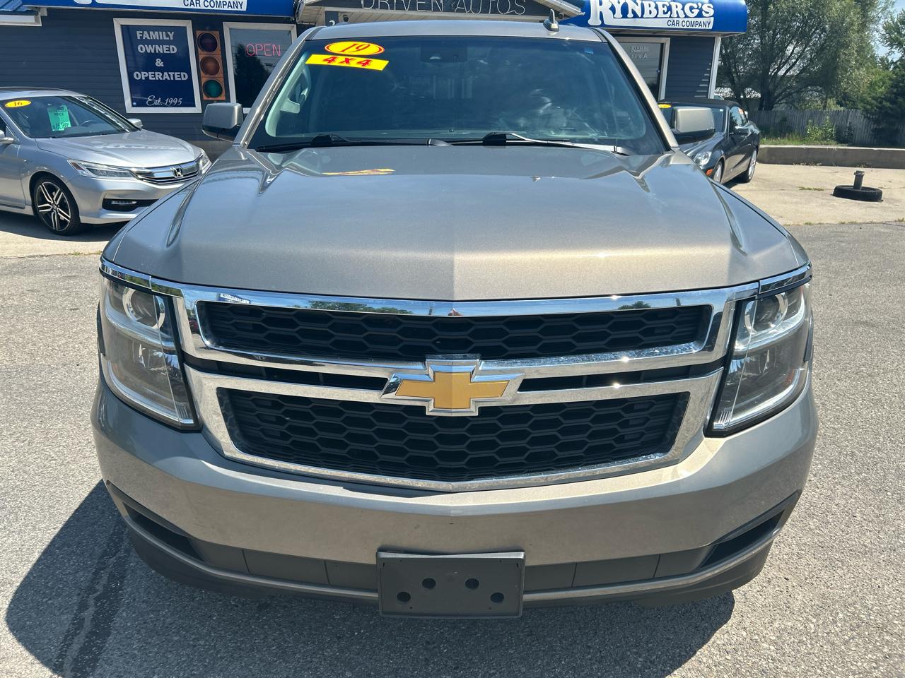 Chevrolet Suburban LT 4WD 2019
