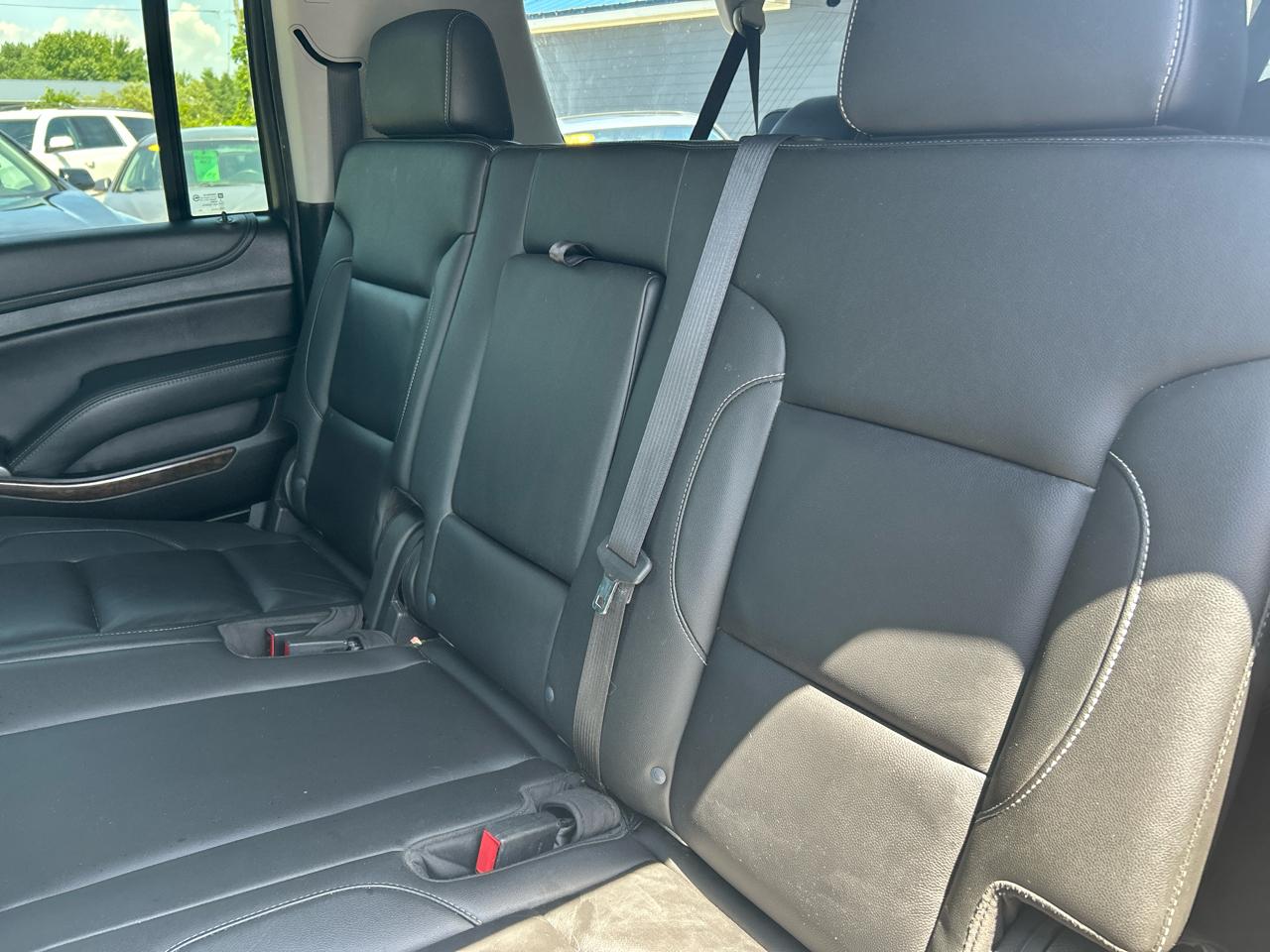 Chevrolet Suburban LT 4WD 2019