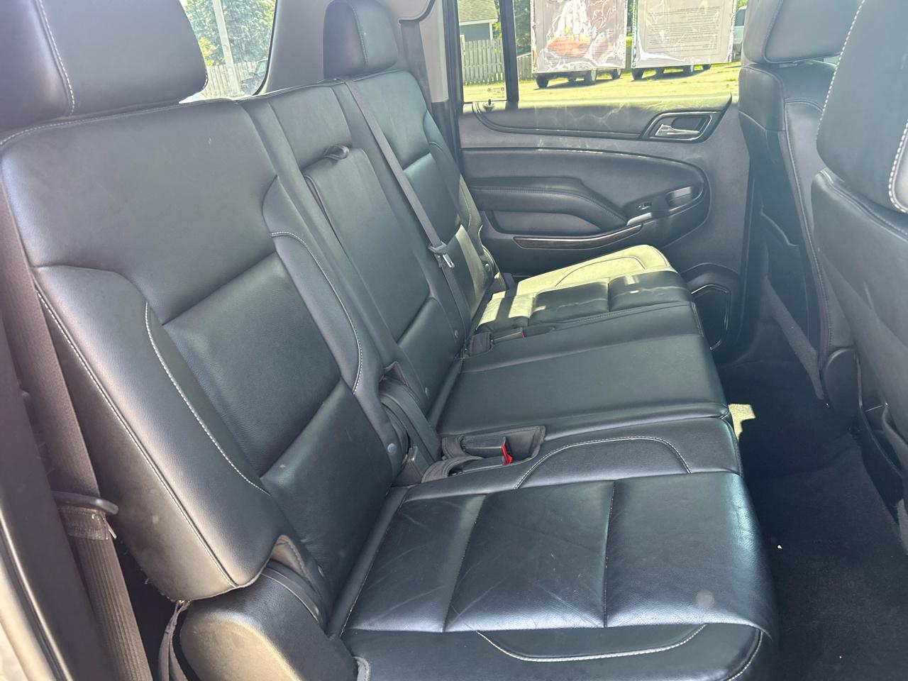 Chevrolet Suburban LT 4WD 2019