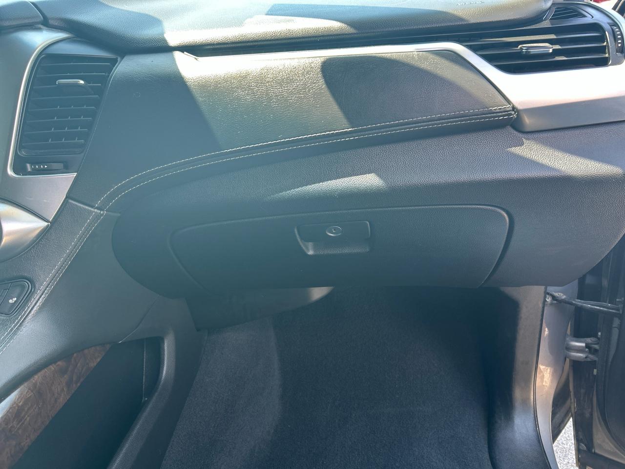 Chevrolet Suburban LT 4WD 2019