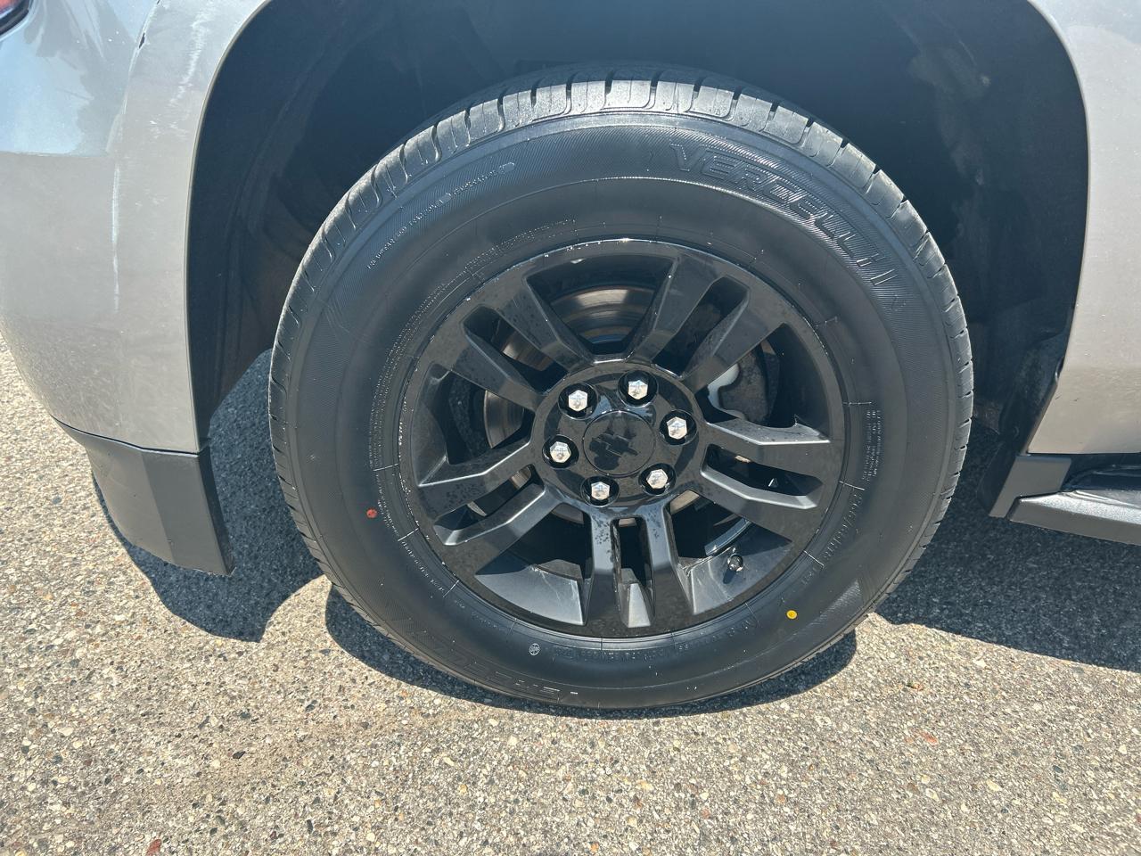 Chevrolet Suburban LT 4WD 2019