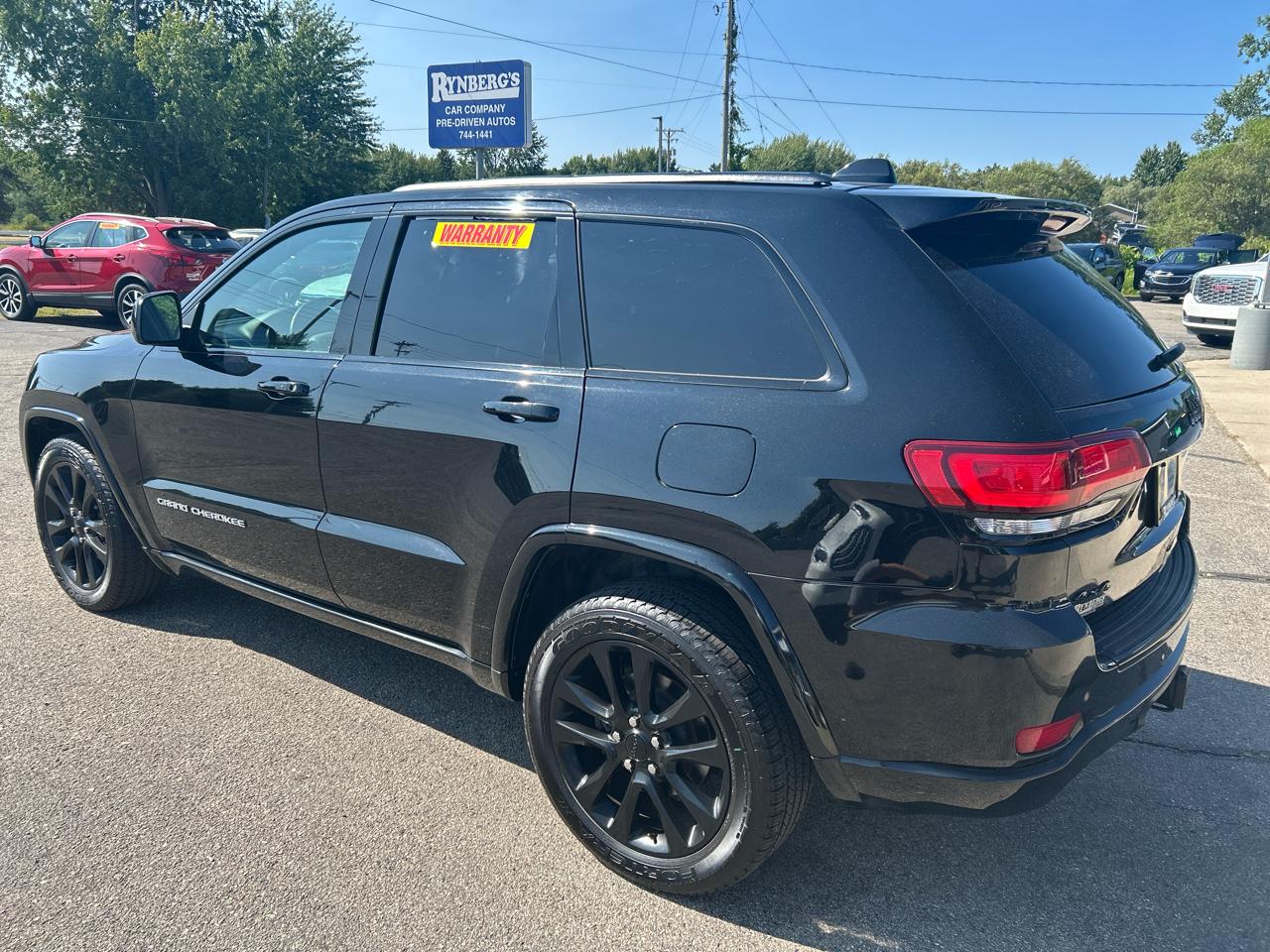 Jeep Grand Cherokee Laredo 4WD 2017