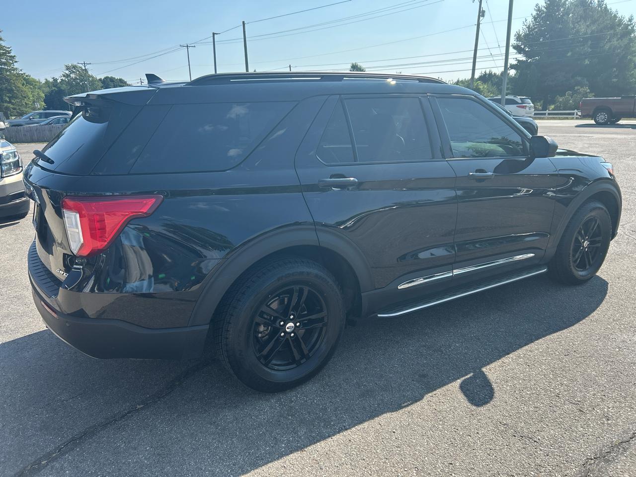 Ford Explorer 4dr 112" WB XLT 4WD 2024