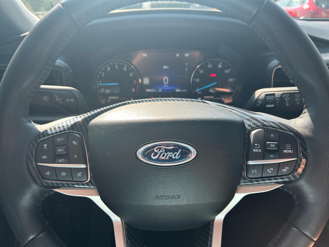 Ford Explorer 4dr 112" WB XLT 4WD 2024