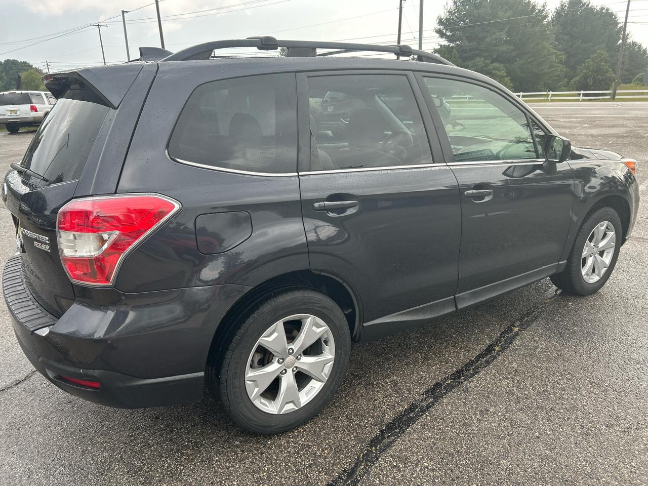 Subaru Forester 2.5i Limited 2016