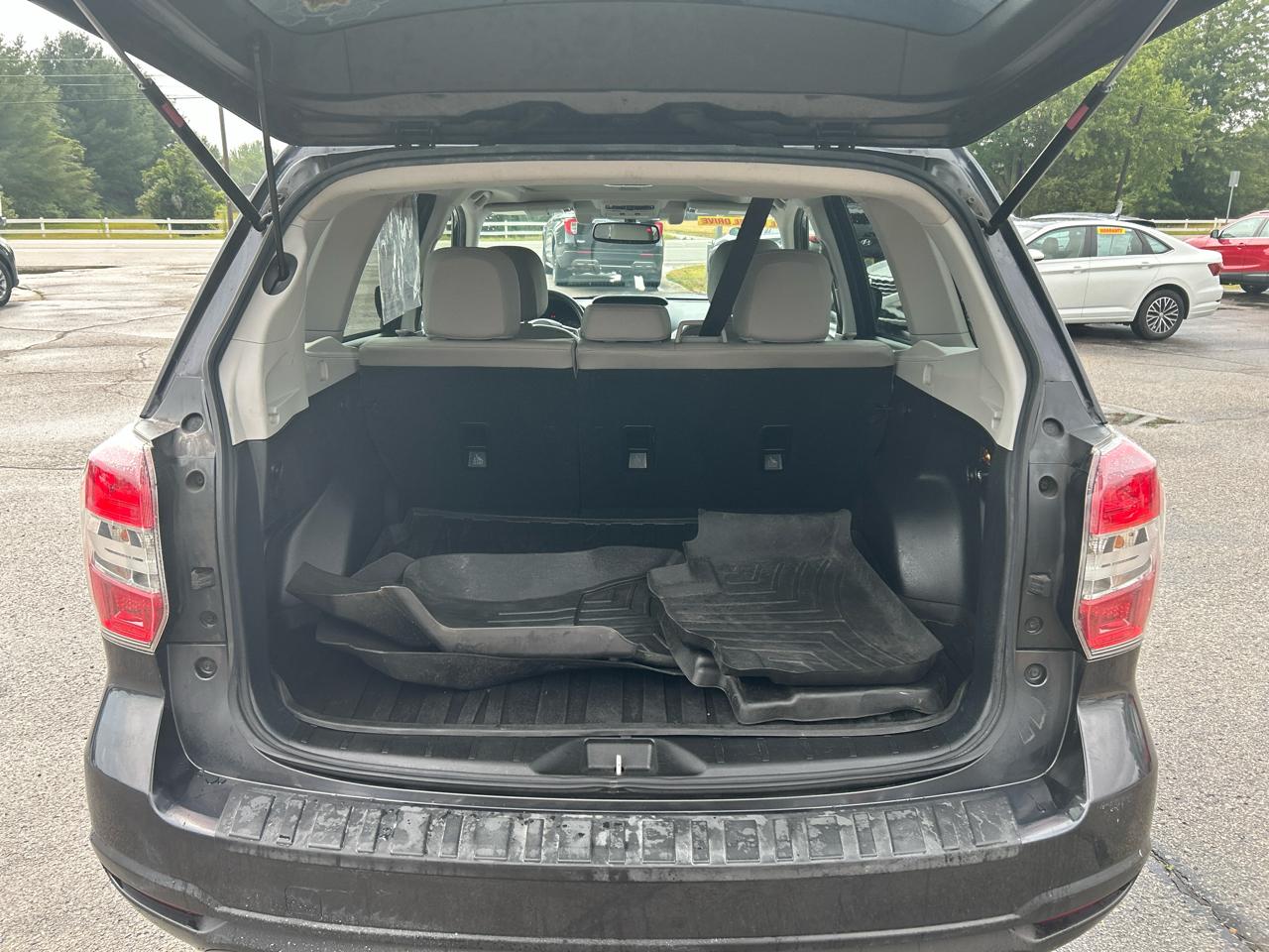 Subaru Forester 2.5i Limited 2016