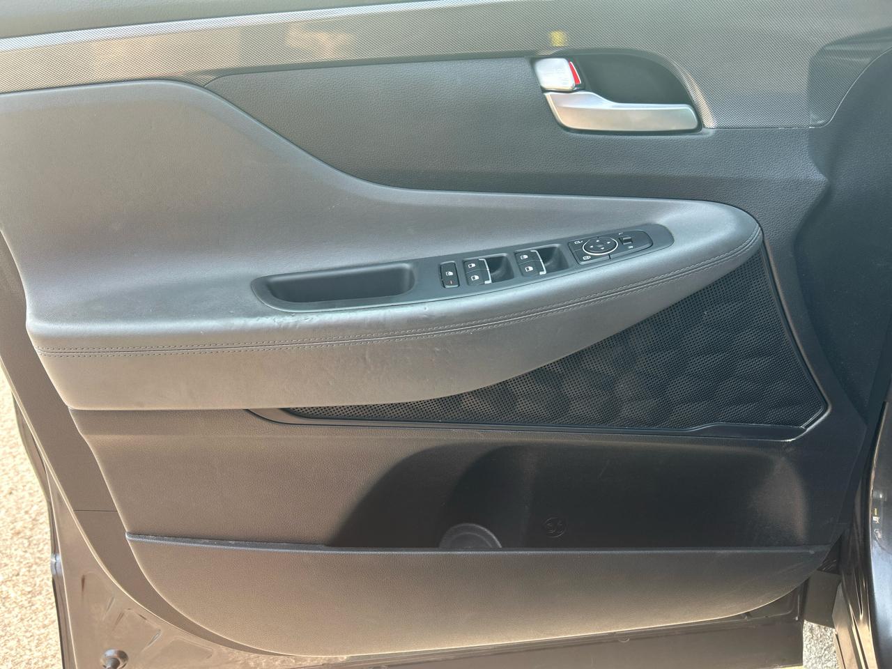 Hyundai Santa Fe SE AWD 2021