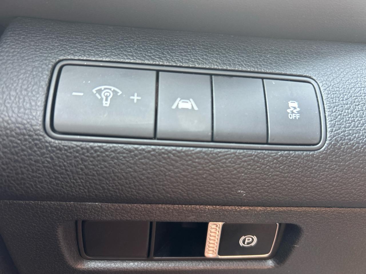 Hyundai Santa Fe SE AWD 2021