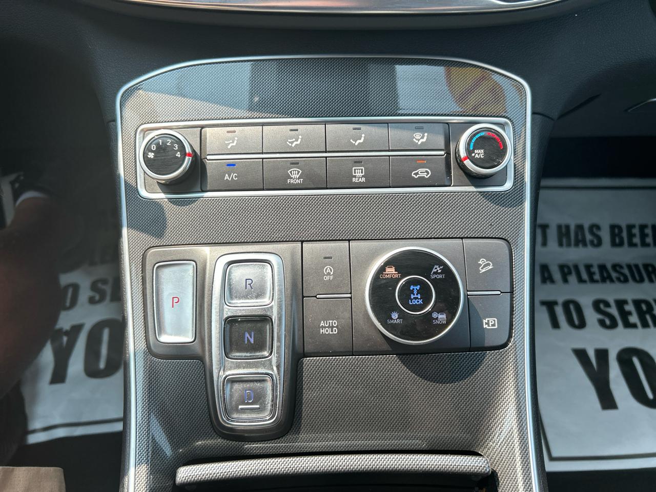 Hyundai Santa Fe SE AWD 2021