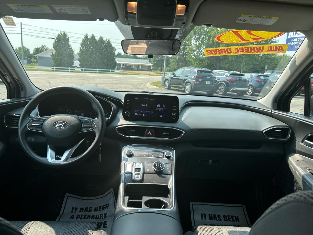 Hyundai Santa Fe SE AWD 2021
