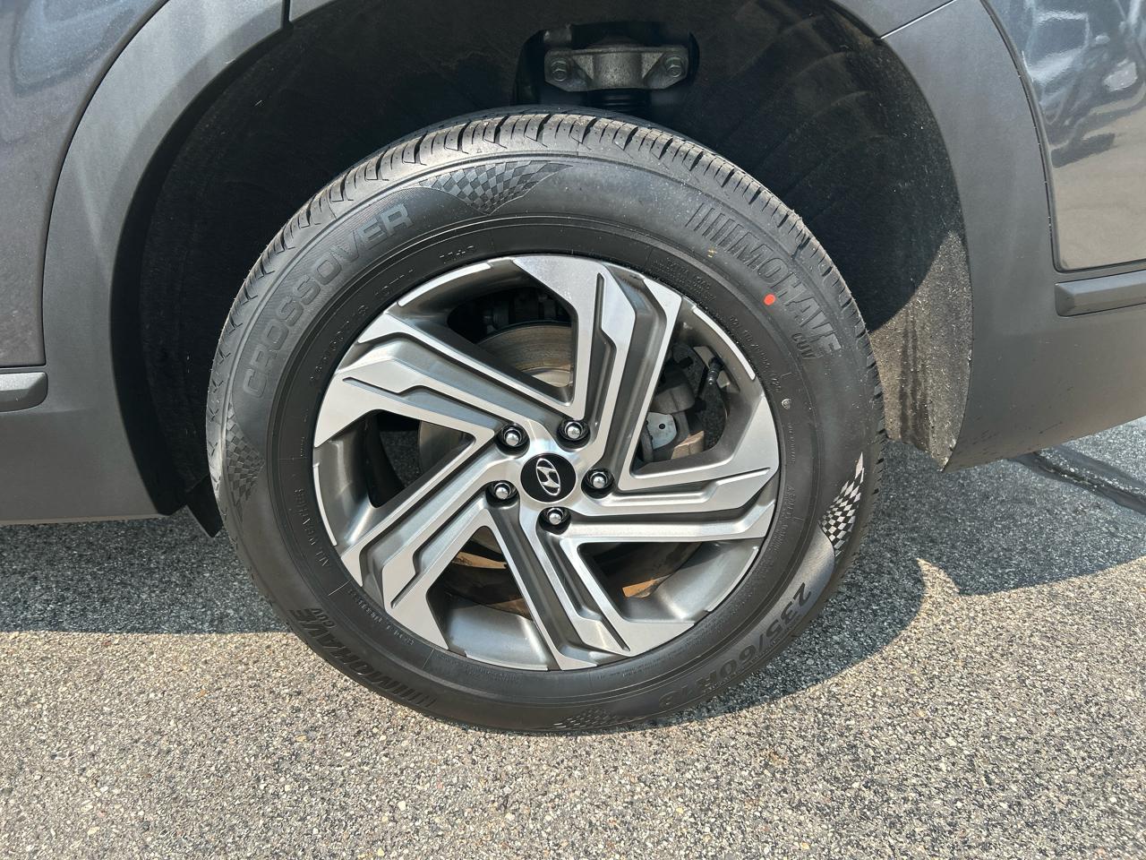 Hyundai Santa Fe SE AWD 2021